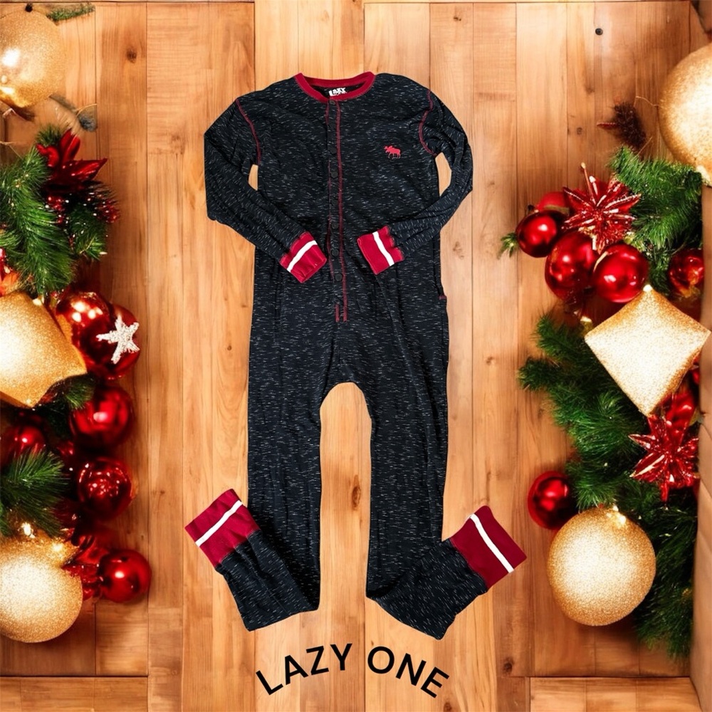 🌺🥮Lazy One Charcoal and Red Women's Pajamas